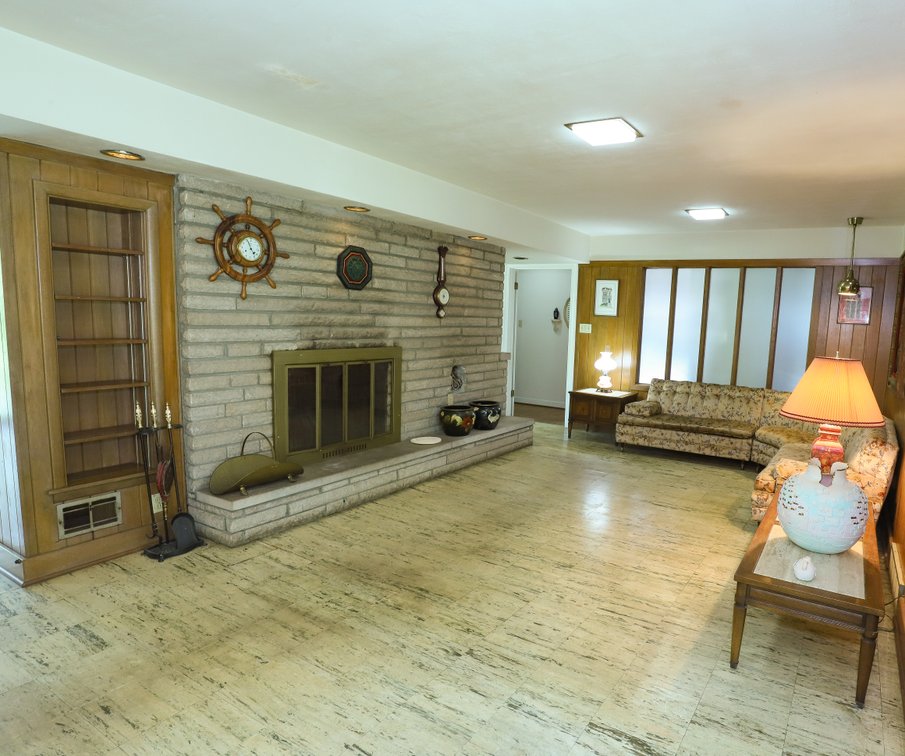 Image for Absolute Real Estate Auction in the Seneca Park area