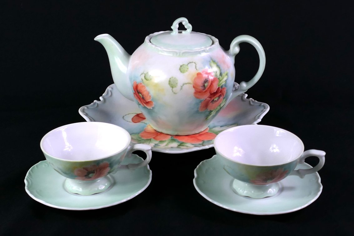 R.S. Russia Partial Tea Set