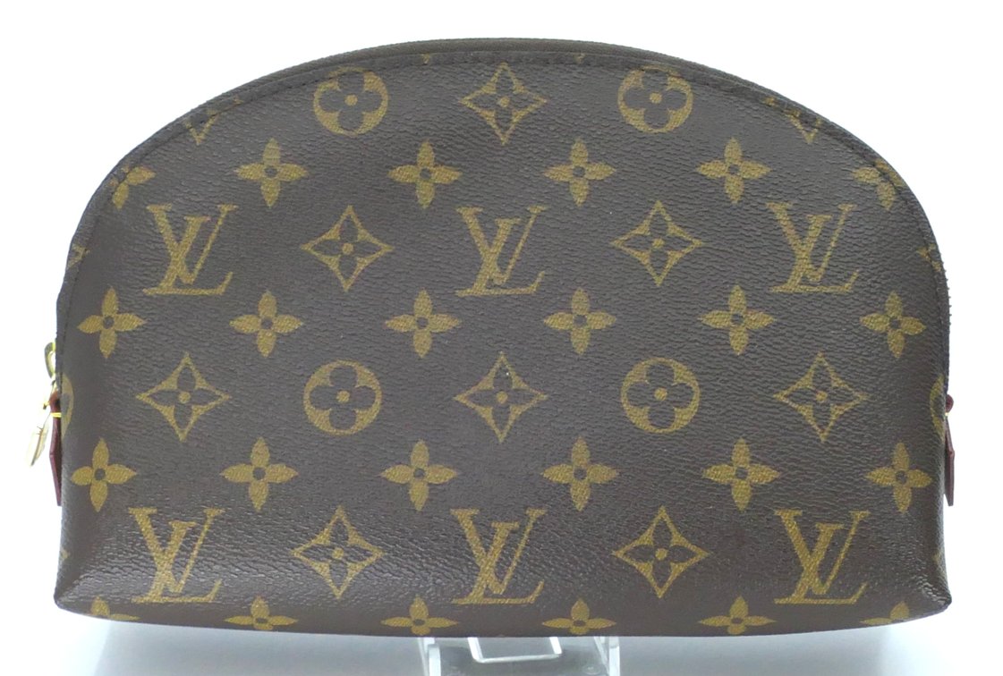Louis Vuitton Cosmetic Pouch GM in Monogram Canvas