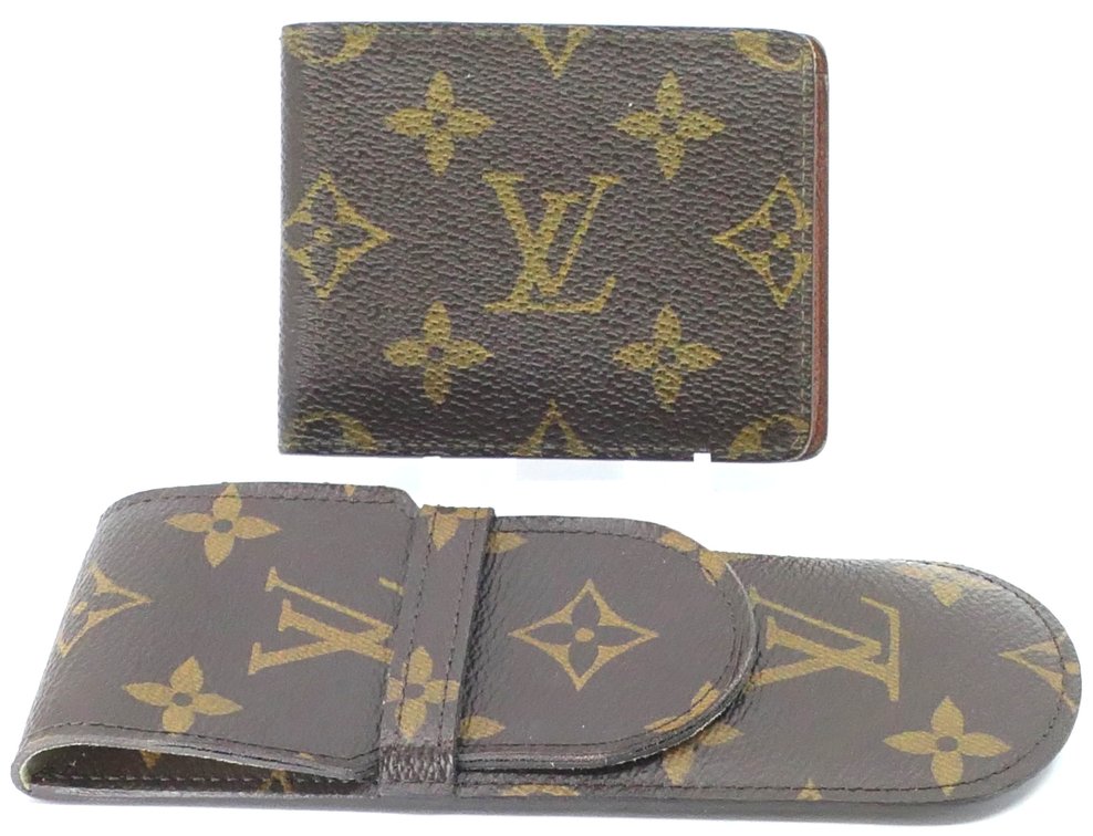 Louis Vuitton Wallet and Pen Case in Monogram Canvas