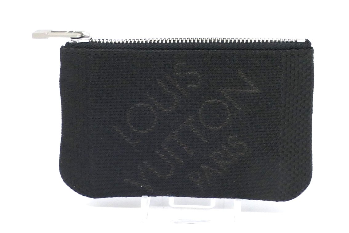 Louis Vuitton Pochette Cles Coin Pouch in Damier Geant