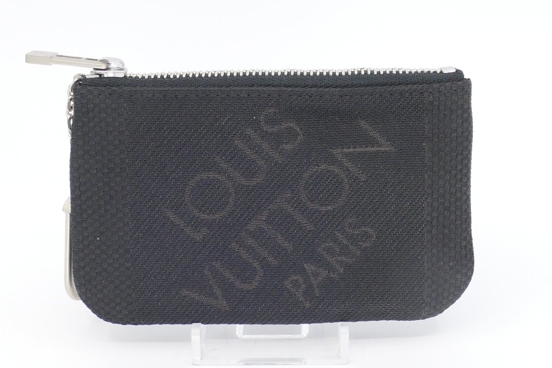 Louis Vuitton Pochette Cles Coin Pouch in Damier Geant