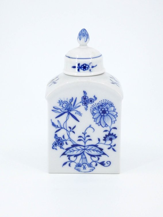 Meissen Tea Caddy in Onion Pattern