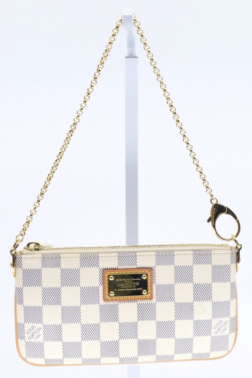 Louis Vuitton Milla Pochette MM in Azur Damier Canvas