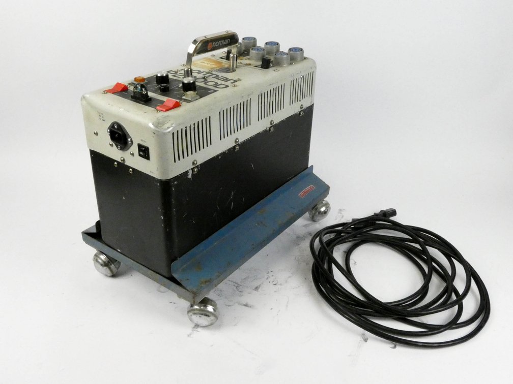 Norman P2000-D Power Pack Flash Generator