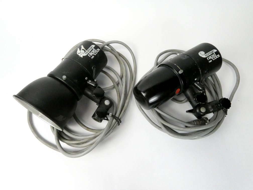 Two Norman Rapid Cool R9111 Lampheads