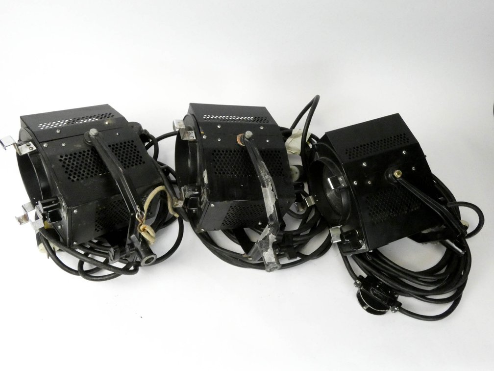 Three Helix 1000 Watt Baby-Baby Spotlight