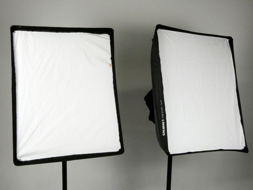 Two Calumet Nova 32 Softboxes