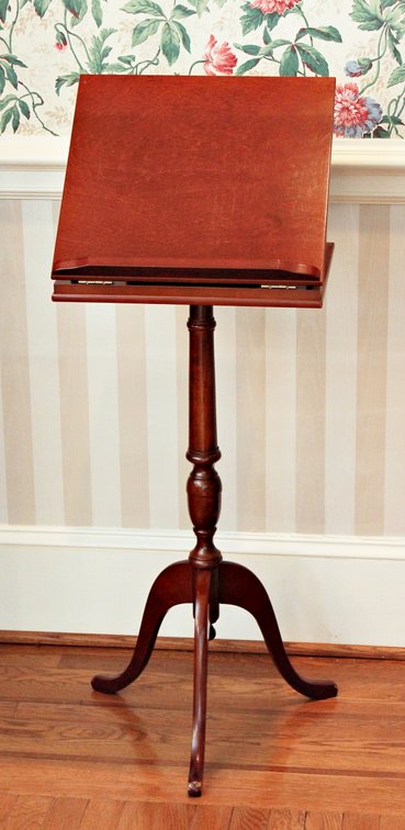 Mahogany Finish George III Style Dictionary Stand