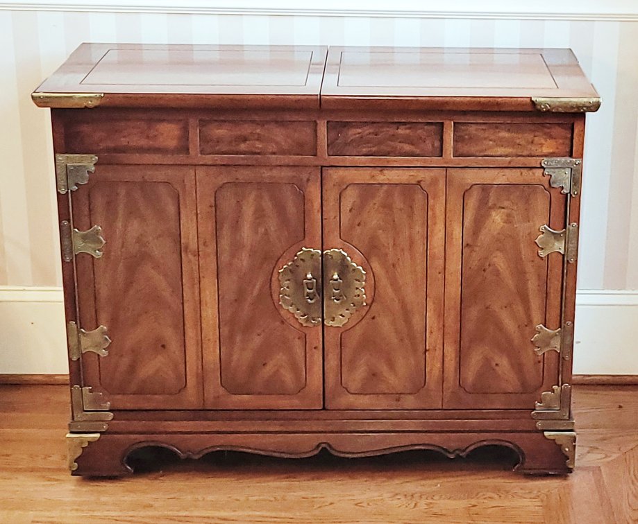 Thomasville or Henredon Double Flip Top Server Bar