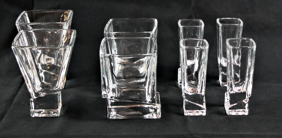 Set of Eight JoyJolt Square Bar Glasses