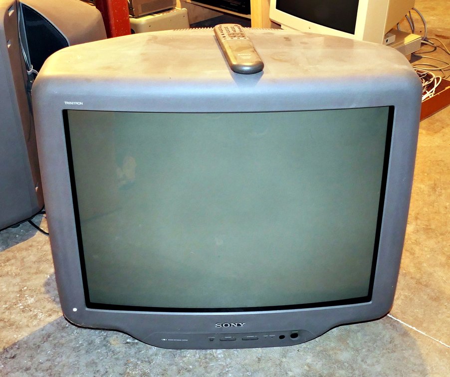 Sony Trinitron 27" Color TV