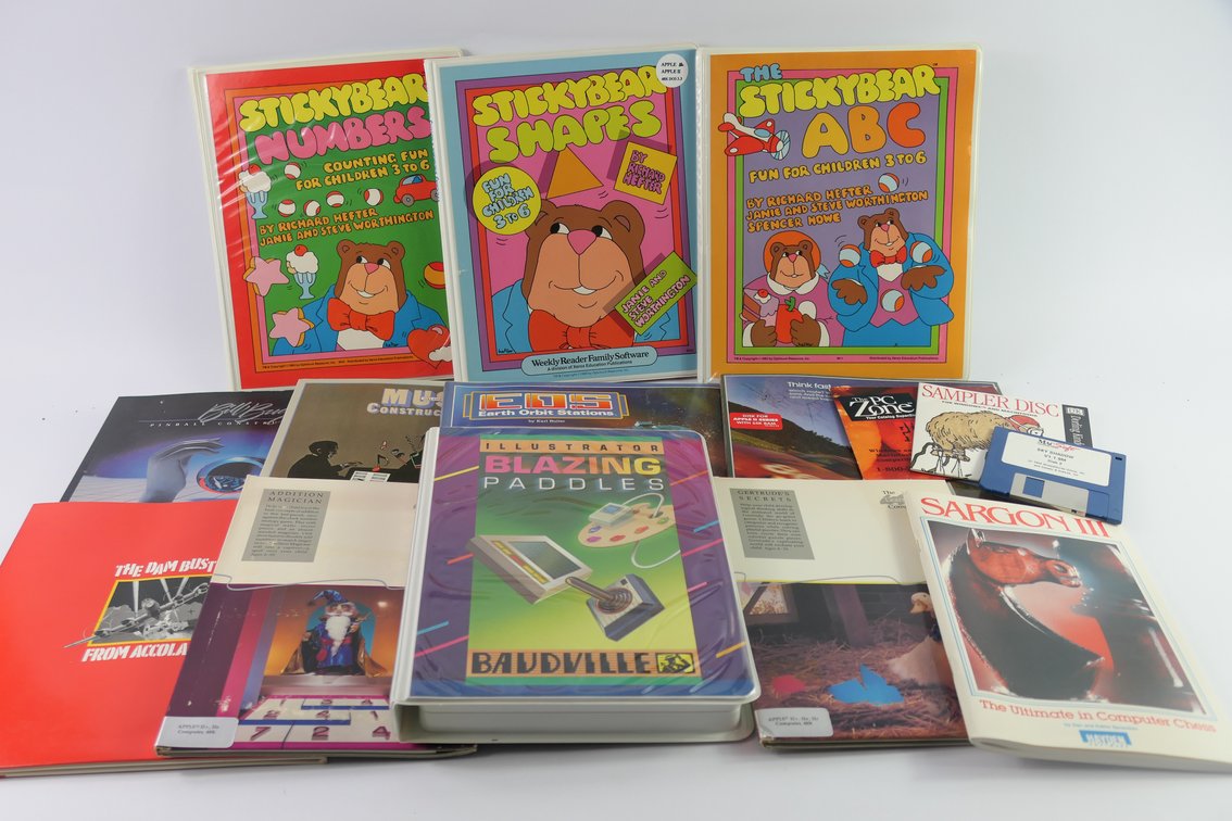 Vintage Apple II Software Games