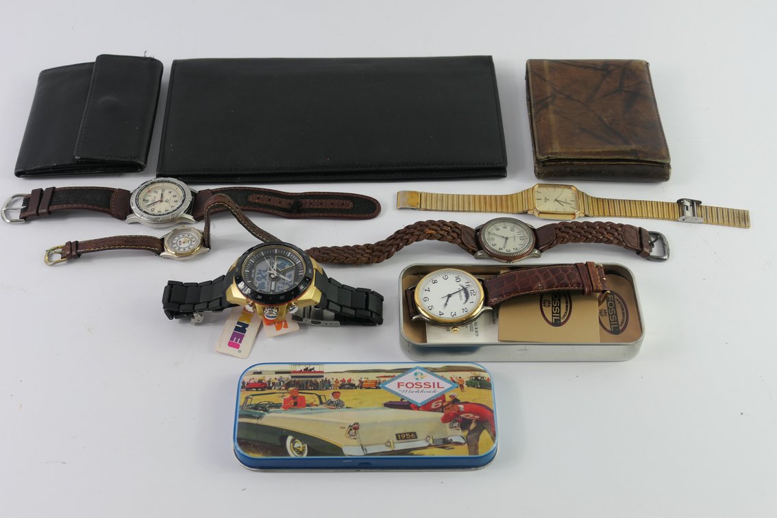 Men's and Women's Watches and Leather Wallets