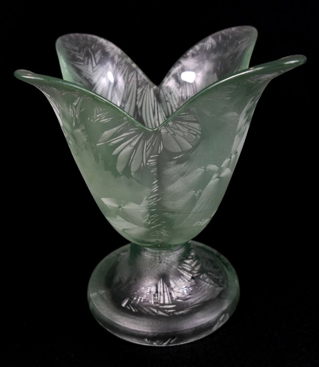 Green Frosted Glass Tulip Pedestal Dish