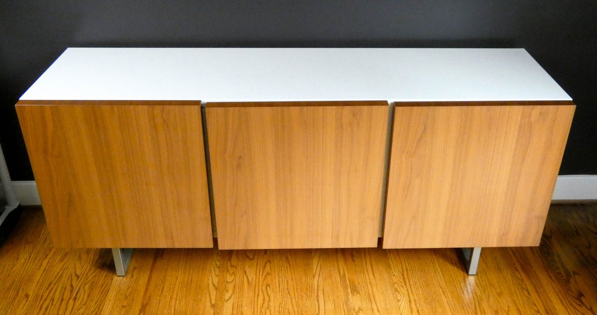 Image for Fresh, Contemporary Style: Highlands Douglass Auction