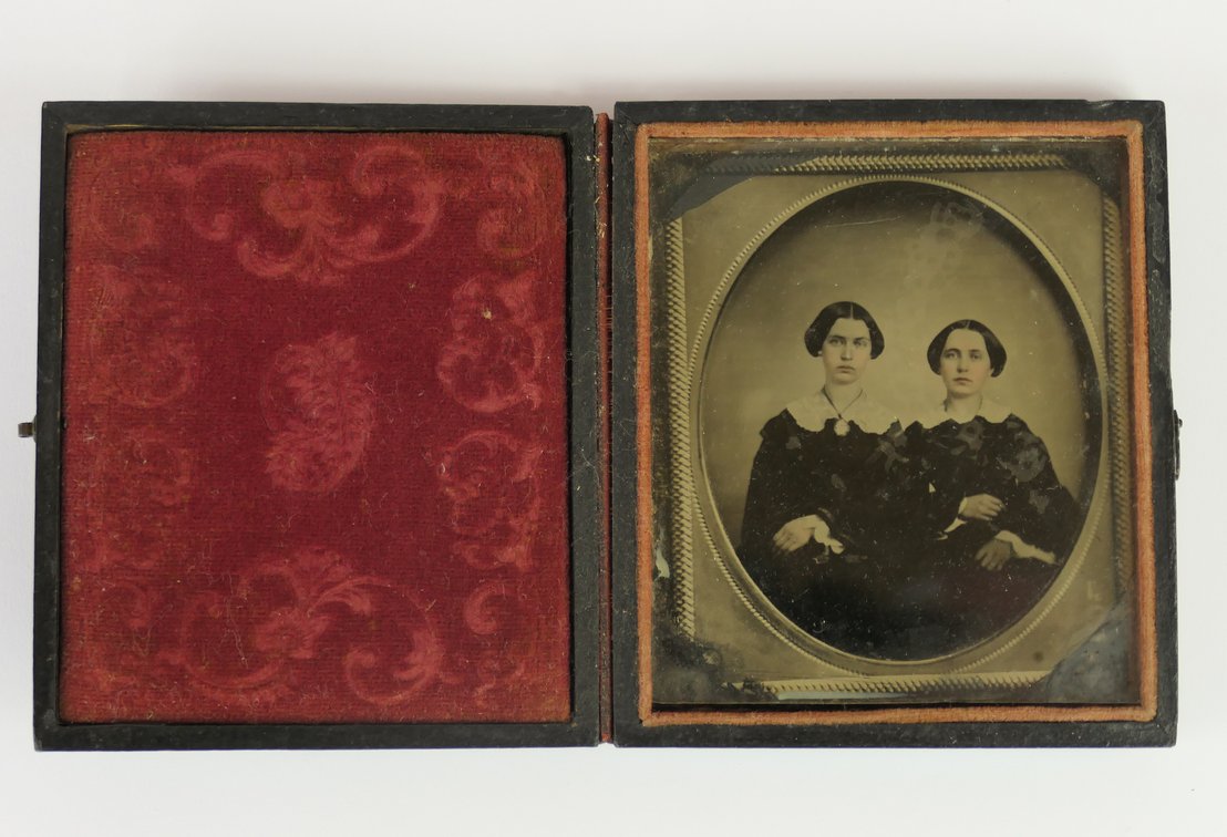 Ornate Gutta-Percha Case Daguerreotype of Two Brunette Women