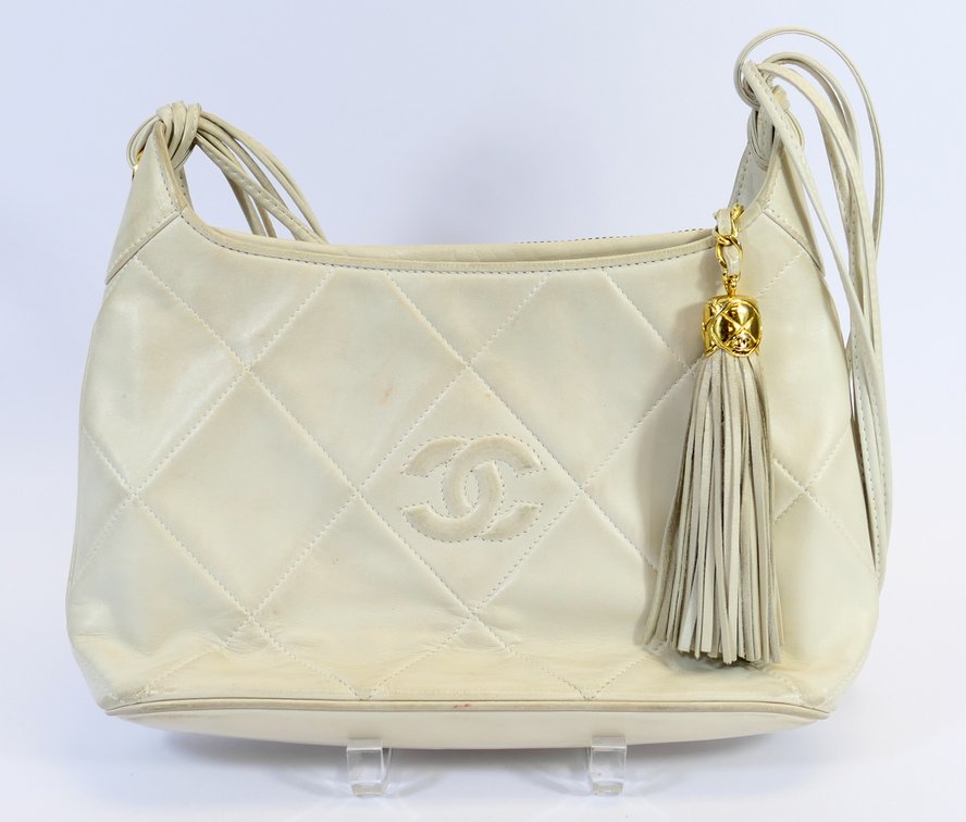 Chanel Off White 90s Shoulder Bag