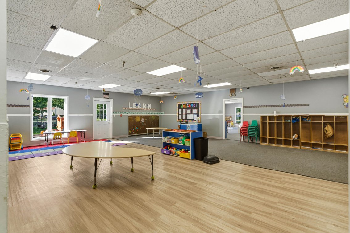 Image for 10,000± SF Commercial Property | Former Licensed Childcare Facility | Absolute Auction | Louisville, KY