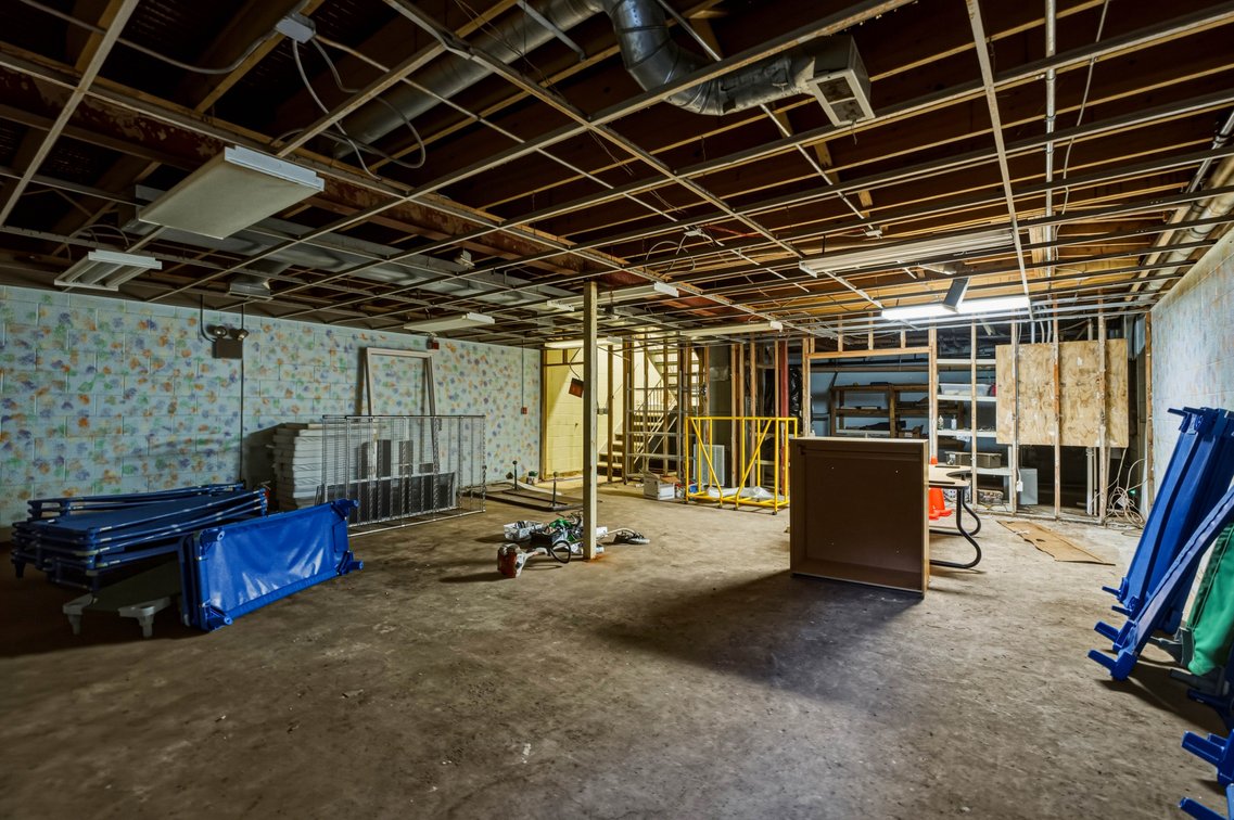 Image for 10,000± SF Commercial Property | Former Licensed Childcare Facility | Absolute Auction | Louisville, KY