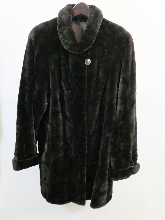 Women's Genuine Fur Coat