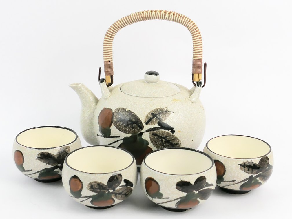 Vintage Japanese Teapot and Cups