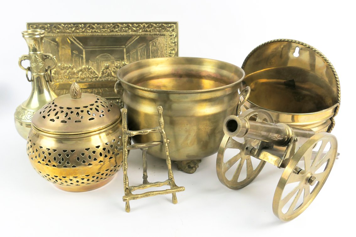 Selection of Brass Decorative Items