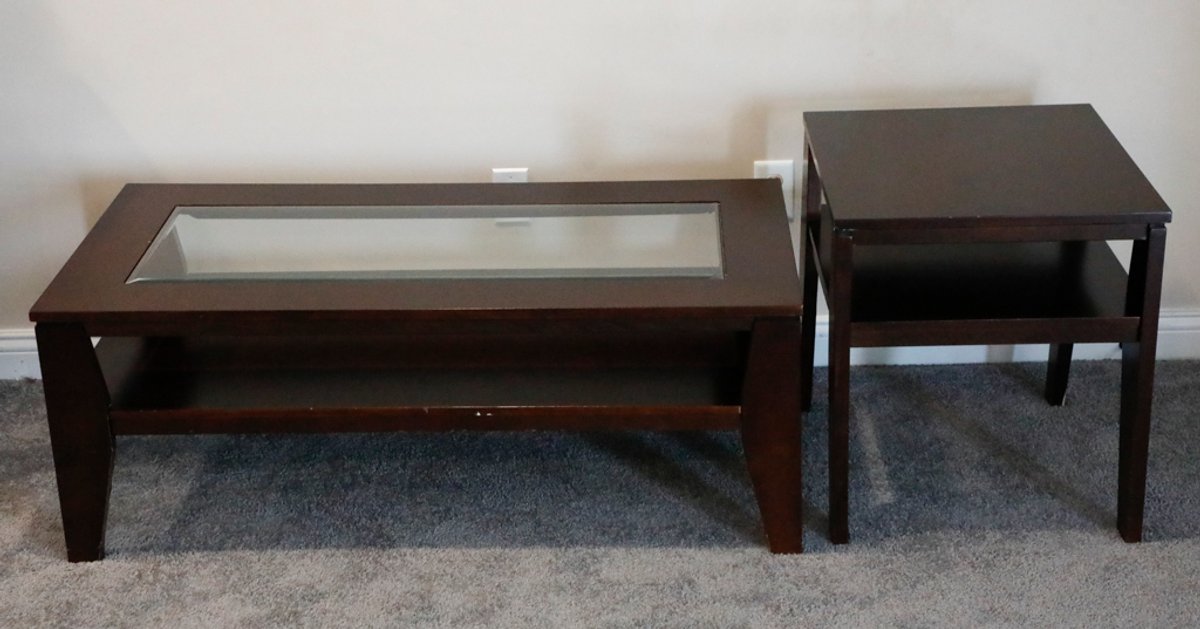 Dark Mahogany Finish Coffee Table and Lamp Table