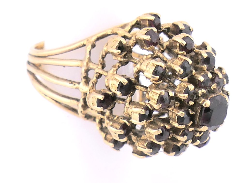 14K Gold Cluster Garnet Cocktail Ring