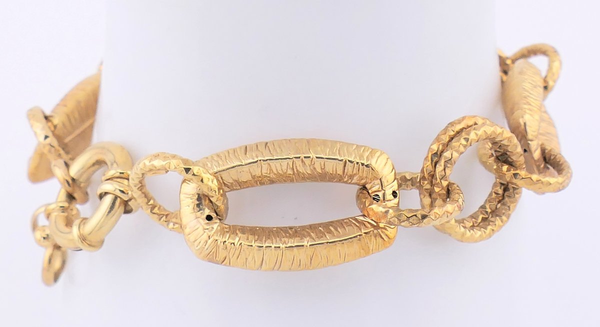 14K Gold Hollow Textured Link Charm Bracelet