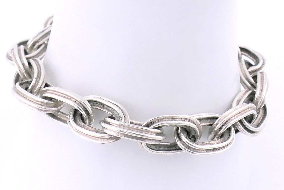 Silver Oval Ridged Link Chain Bracelet