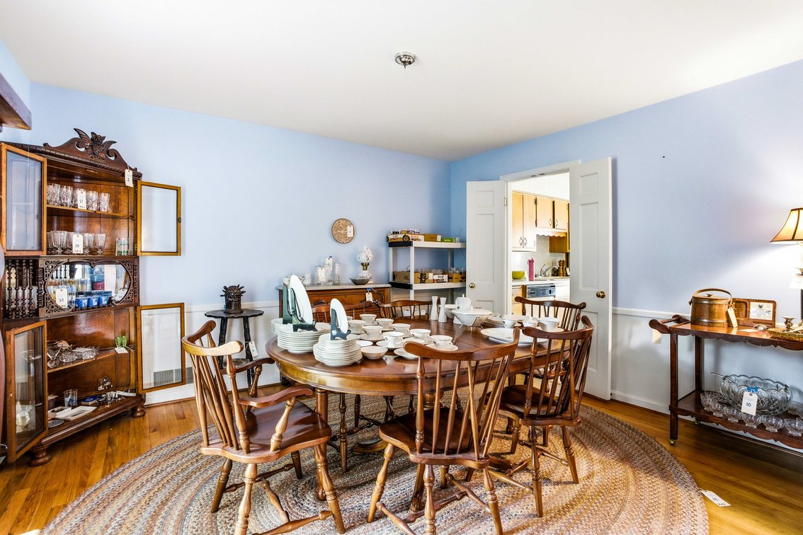 Image for Real Estate Auction - Spacious Colonial in Barbourmeade