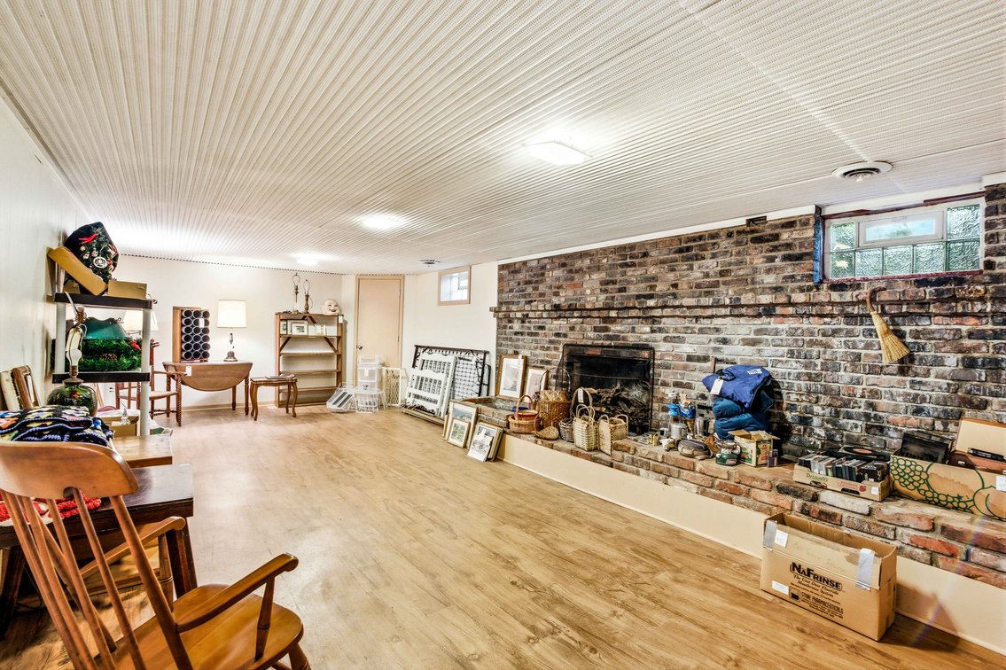 Image for Real Estate Auction - Spacious Colonial in Barbourmeade