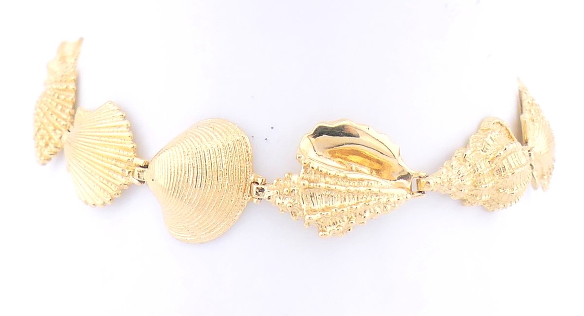 14K Gold Seashell Bracelet