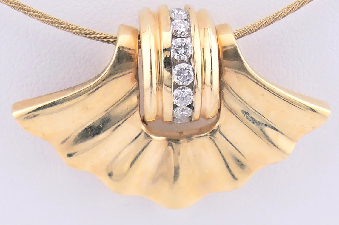 14K Gold and Diamond Fan Shaped Pendant