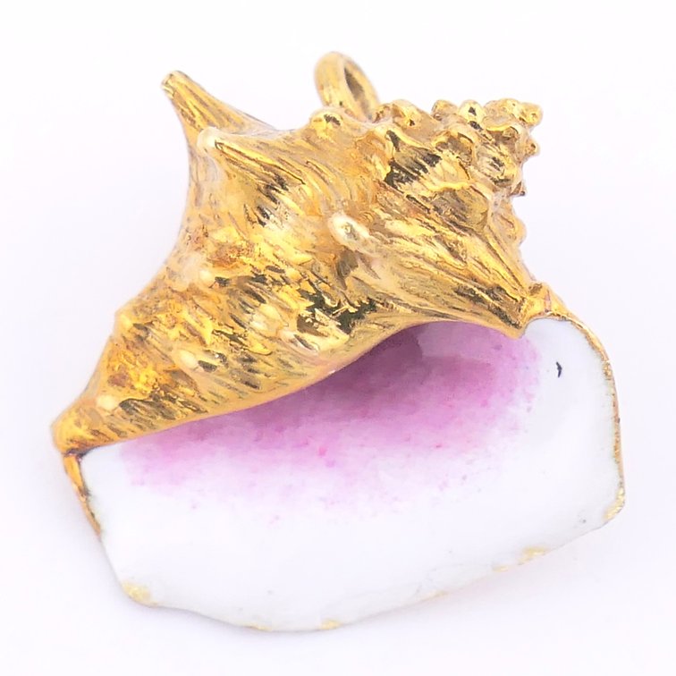 14K Gold and Enamel Conch Pendant