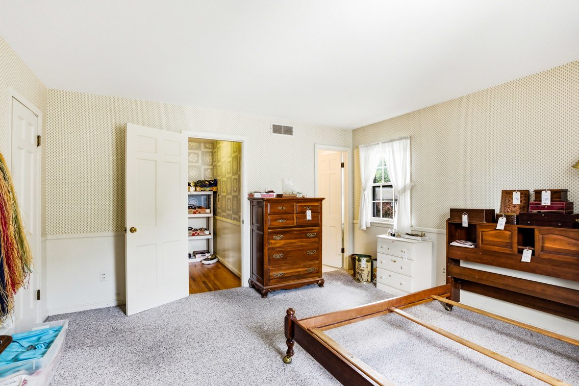 Image for Real Estate Auction - Spacious Colonial in Barbourmeade