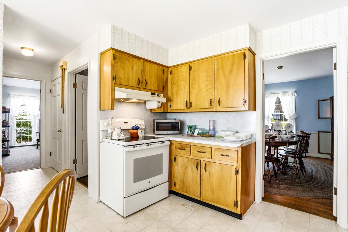 Image for Real Estate Auction - Spacious Colonial in Barbourmeade
