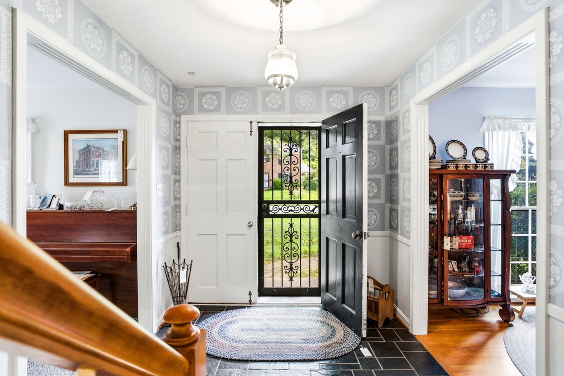 Image for Real Estate Auction - Spacious Colonial in Barbourmeade