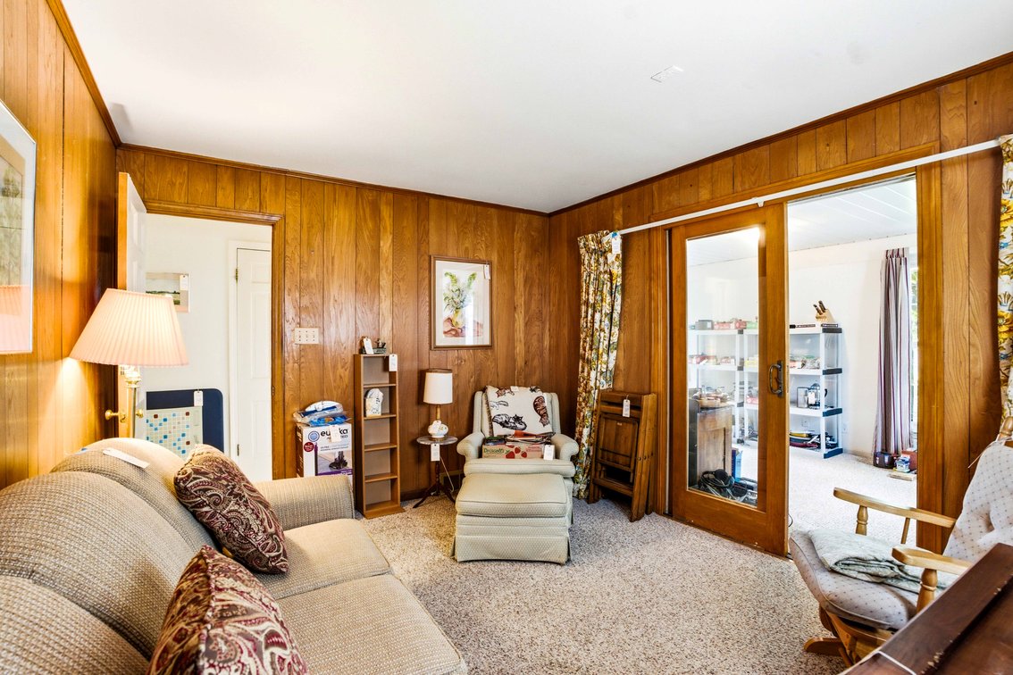 Image for Real Estate Auction - Spacious Colonial in Barbourmeade