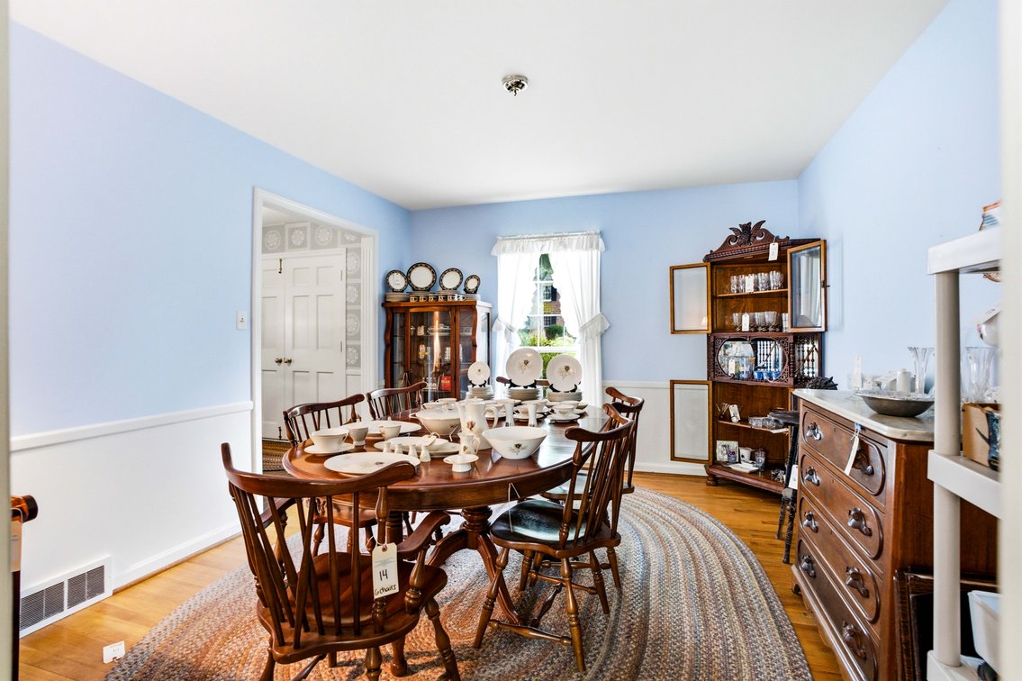 Image for Real Estate Auction - Spacious Colonial in Barbourmeade