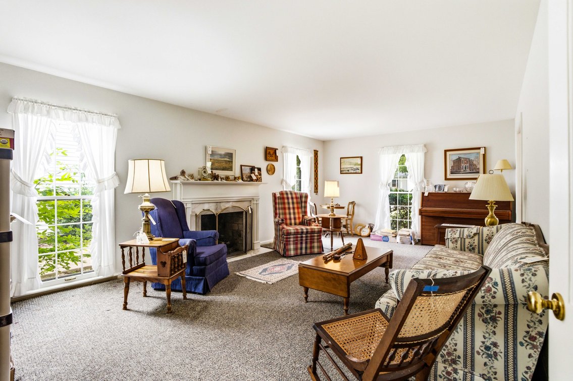 Image for Real Estate Auction - Spacious Colonial in Barbourmeade