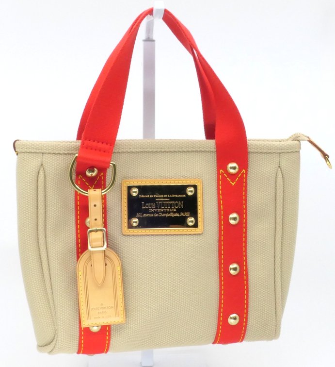 Image for Phase 4: Luxury Handbag Summer Auction Event