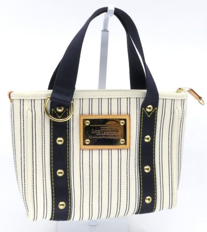 Image for Phase 4: Luxury Handbag Summer Auction Event