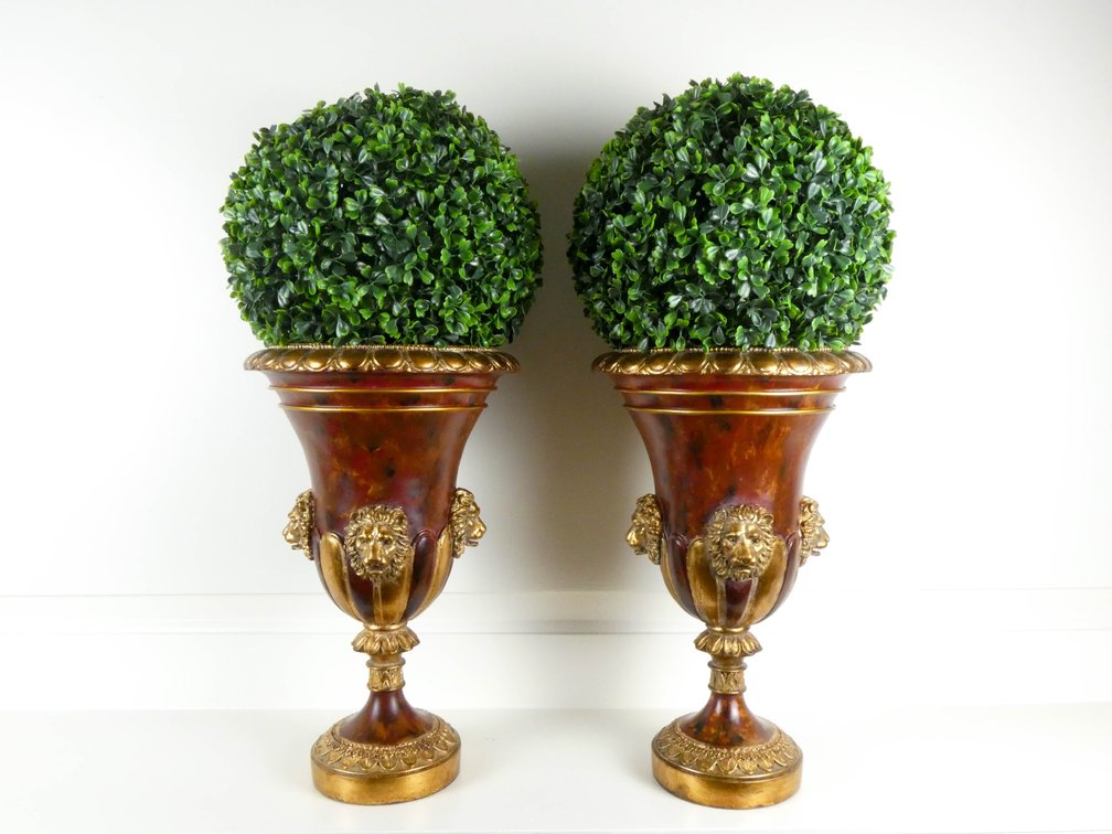 Stately Accent Urn Pair