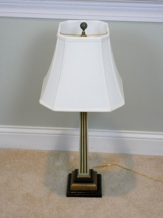 Neoclassical Style Table Lamp
