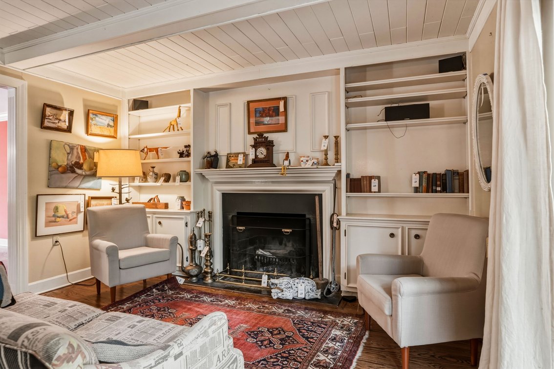 Image for Indian Hills Real Estate Absolute Auction