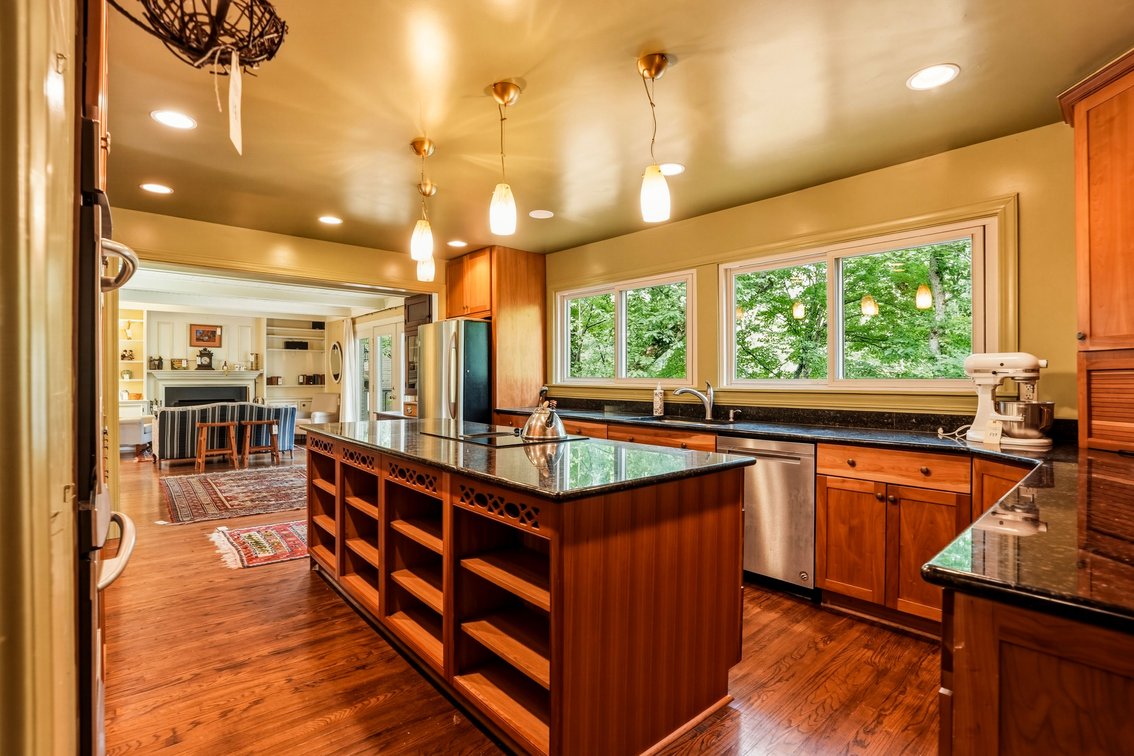 Image for Indian Hills Real Estate Absolute Auction