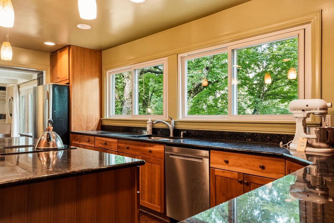 Image for Indian Hills Real Estate Absolute Auction
