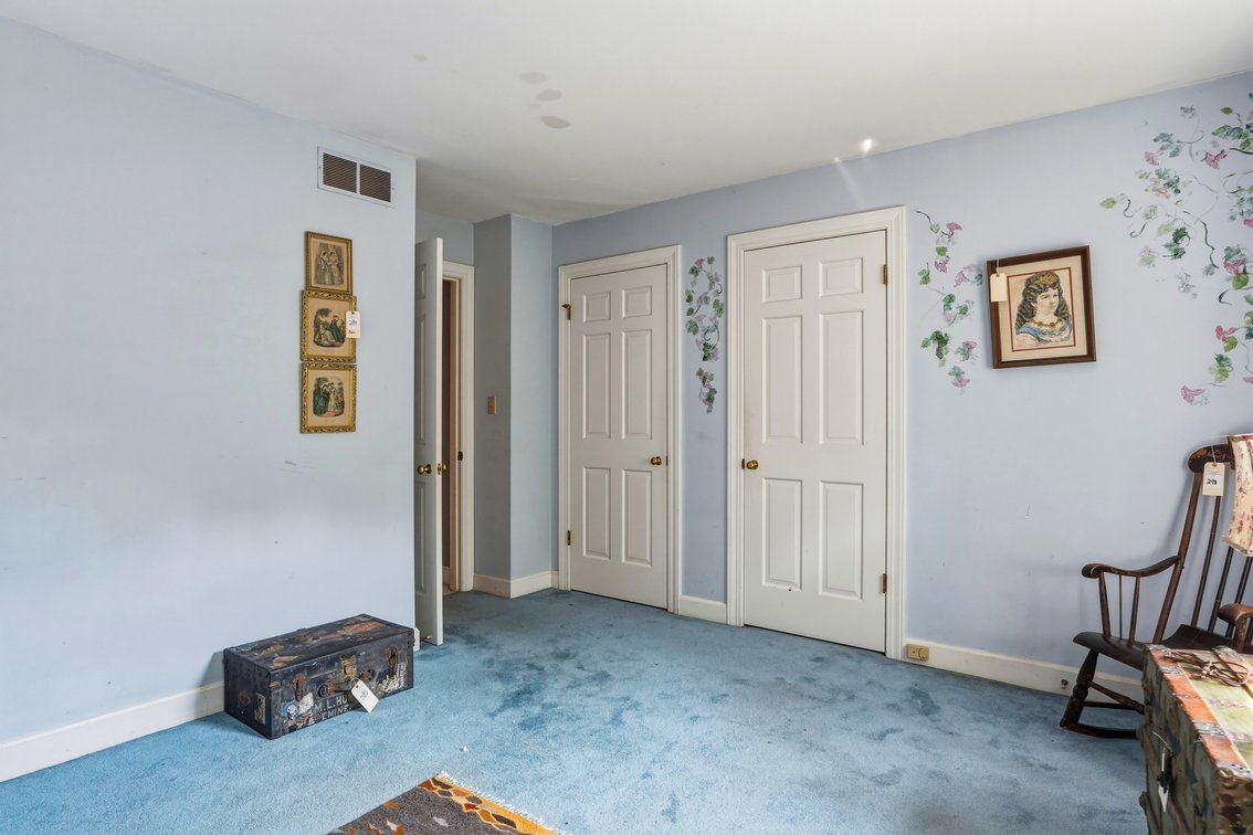 Image for Indian Hills Real Estate Absolute Auction